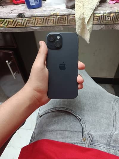 Apple iPhone 15