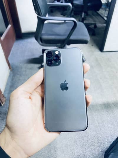 Apple iPhone 11 Pro (Pta Approved)