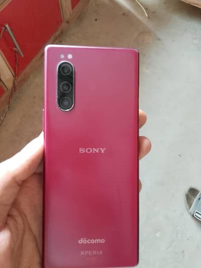 Sony Xperia 5