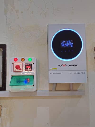 Max power hybrid inverter 6 kilowat urgent for sale