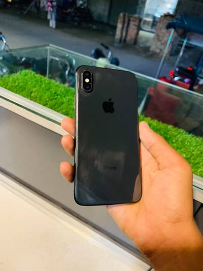 Apple iPhone XS  Panel break Baki 10)10 256 gb  WhatsApp 03713824610