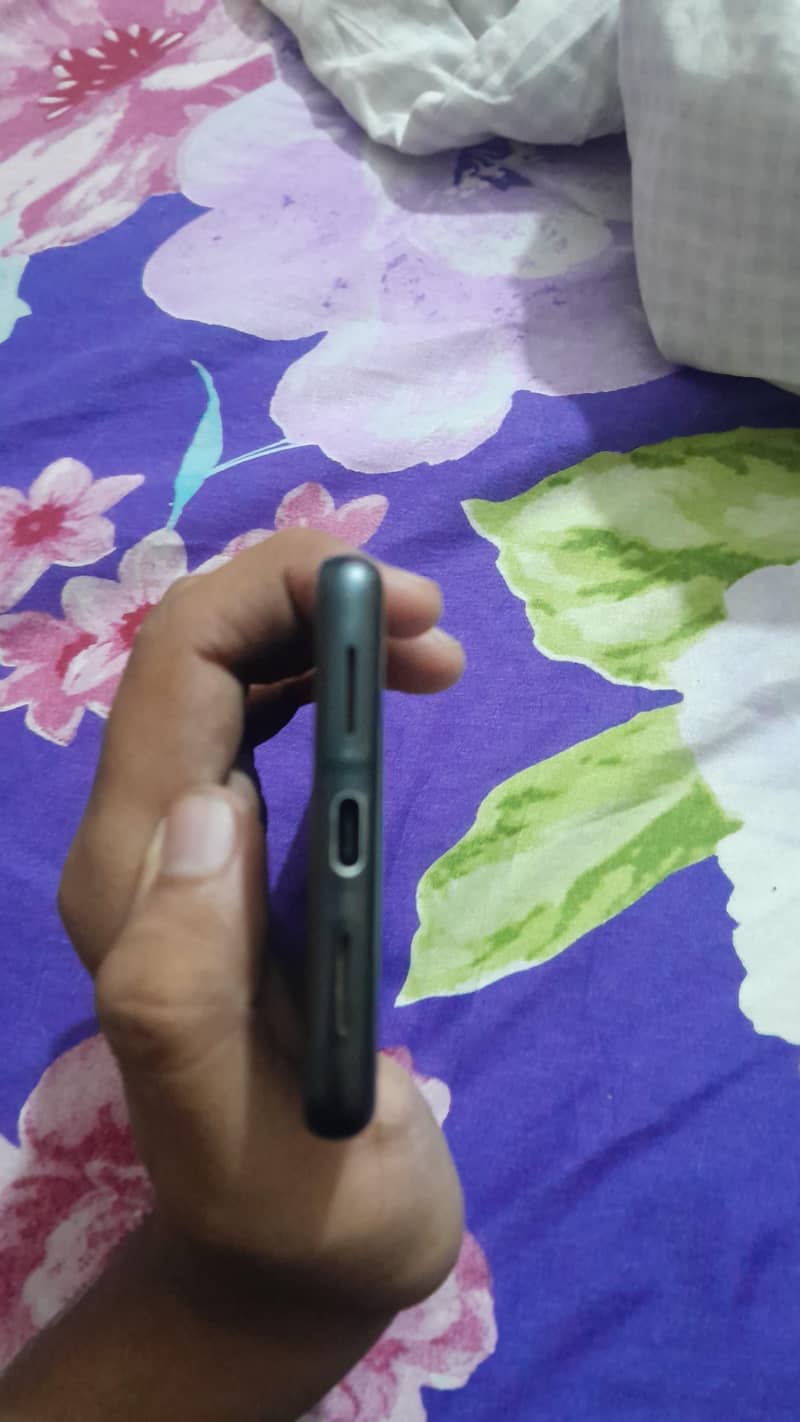 Google Pixel 7 5