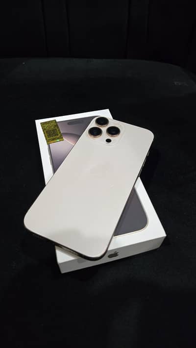 Apple iPhone 16 Pro Max