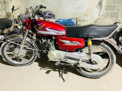 Honda CG 125 model 2016 bike saf he Kam nh he lo or Chalao 03132152960