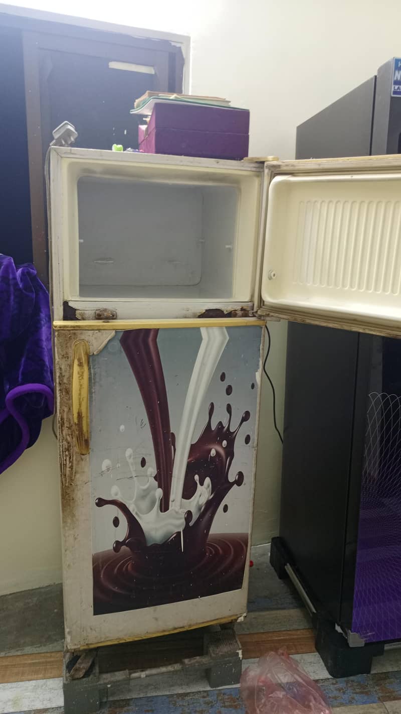 singer fridge 1
