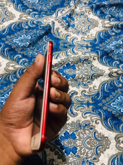 Apple iPhone 7