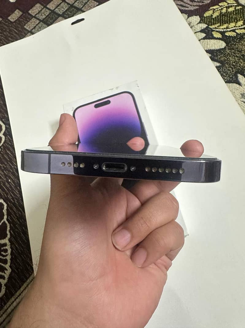 Apple iPhone 14 Pro Max 6