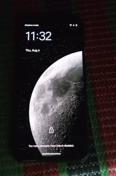 Google Pixel 4 XL for parts display show hota ha half nahi chal ta