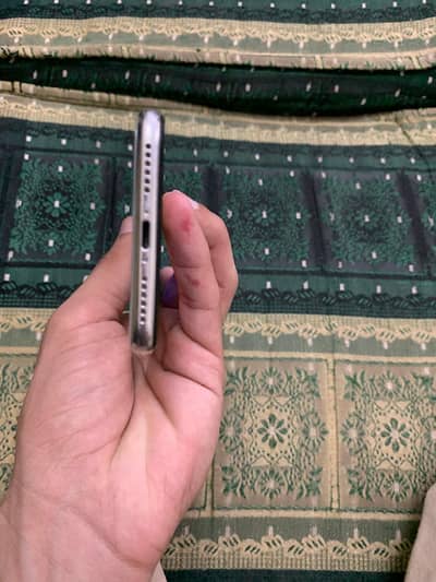Apple iPhone X