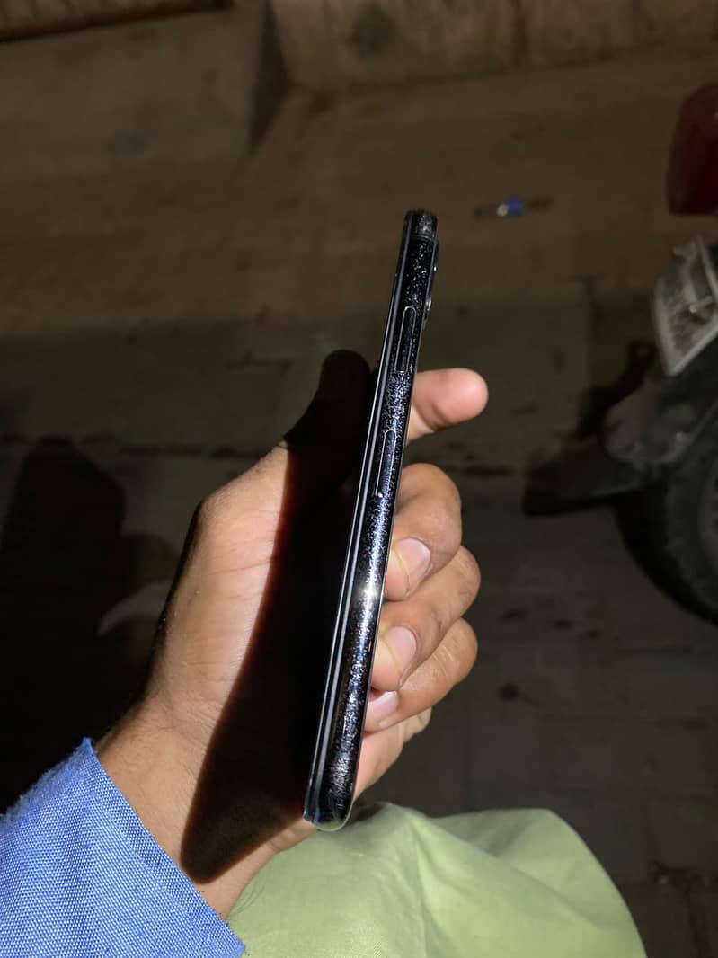 Apple iPhone X 2