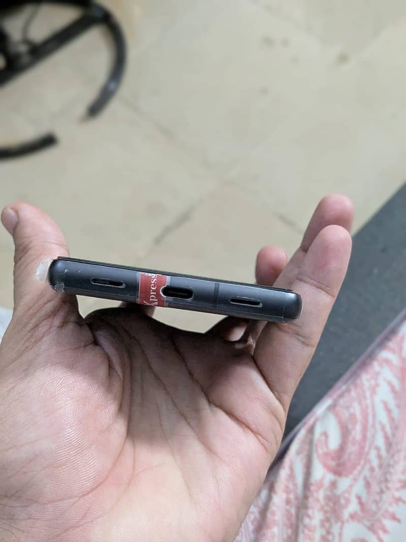 Google Pixel 7a 2