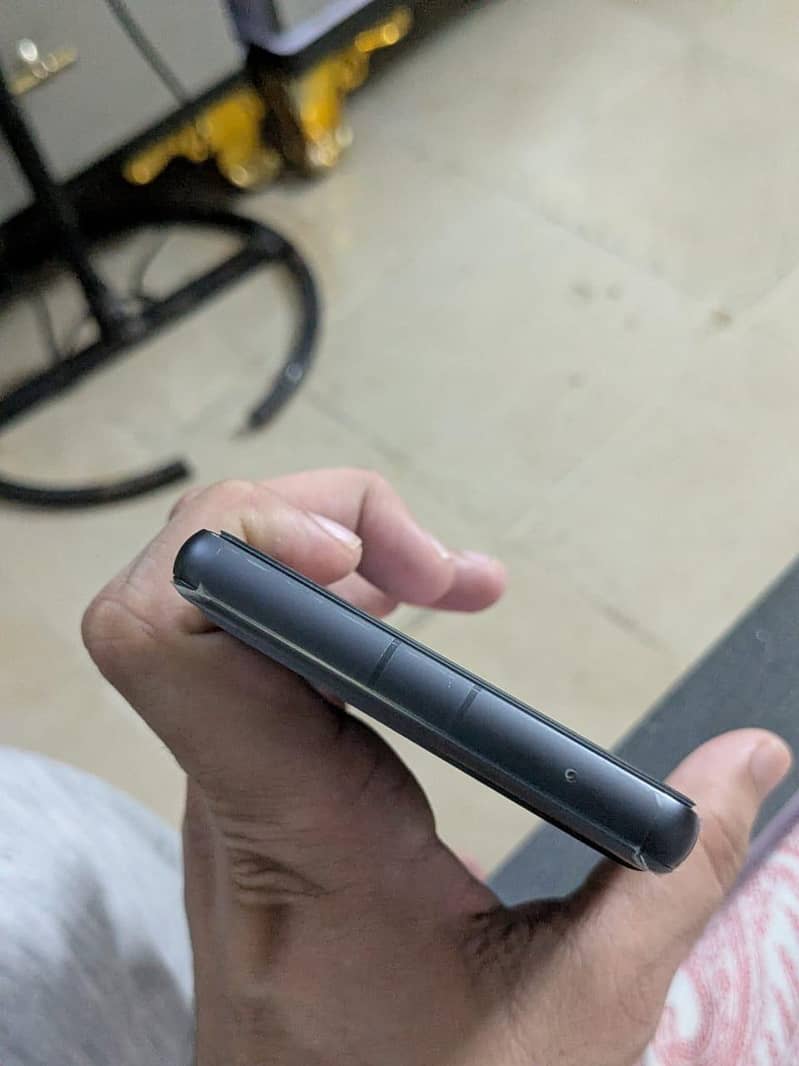 Google Pixel 7a 5
