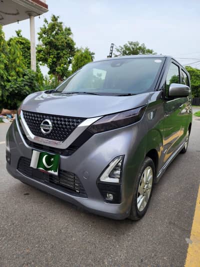 Nissan Days Highway Star S Hybrid X Pro Plite