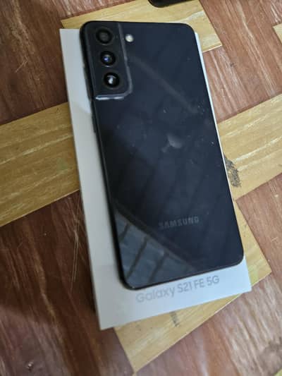 Samsung Mobile S21 FE