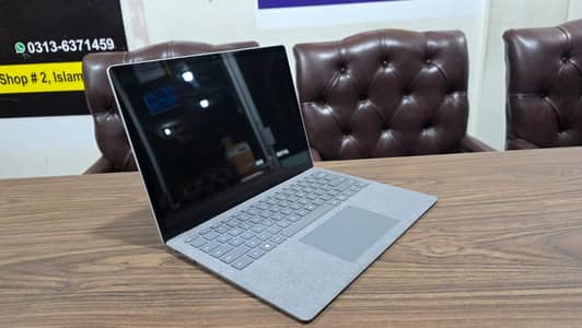 Microsoft Surface 4 / 1950 model