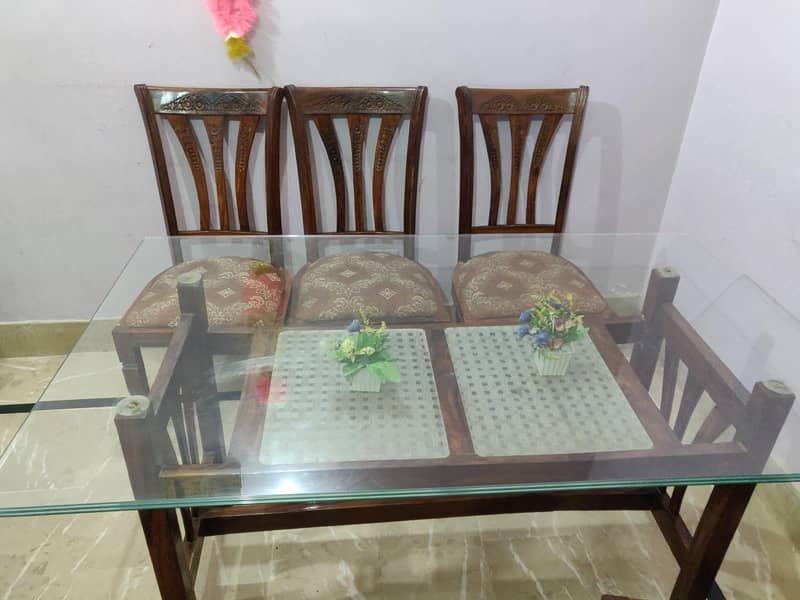 daining table 0