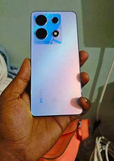 Infinix Note 30