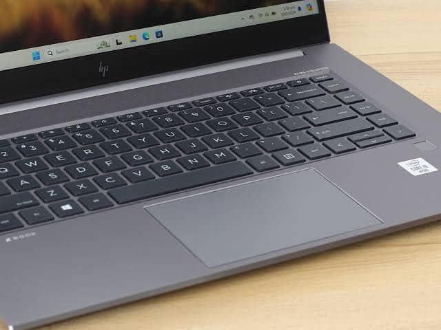 Hp Zbook i7-10th (32/512) 1