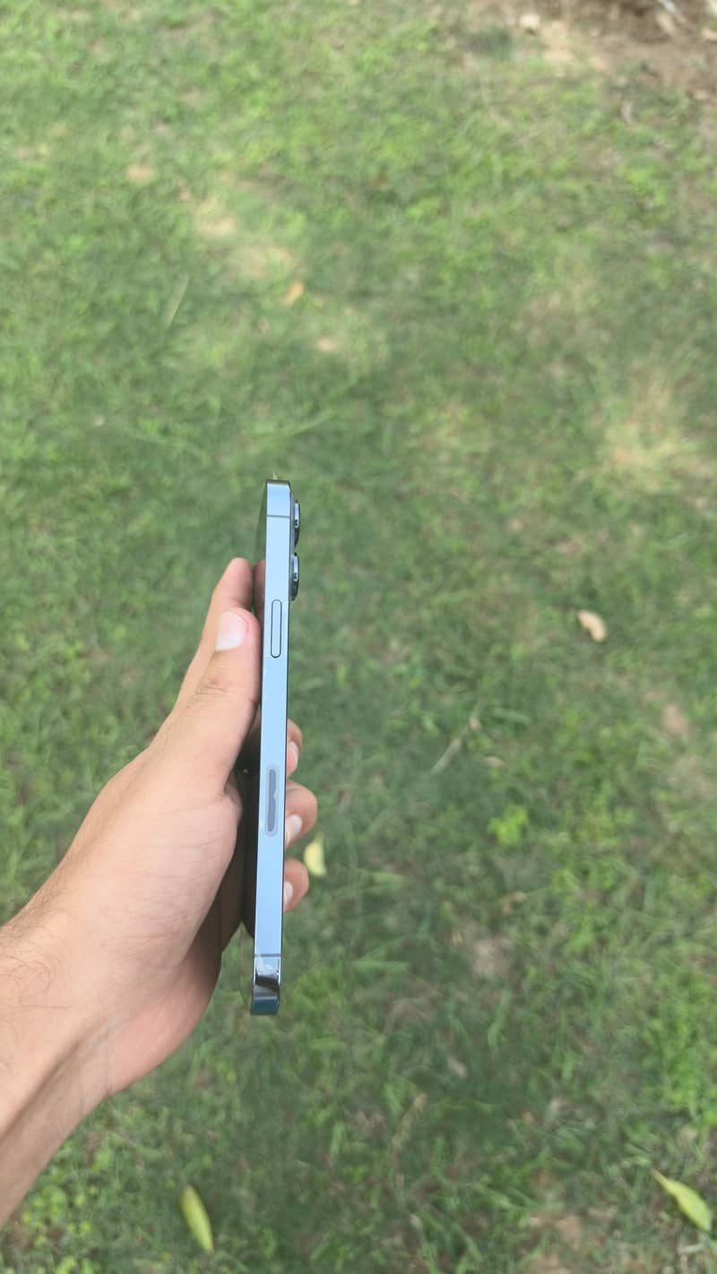 Apple iPhone 13 Pro Max 3