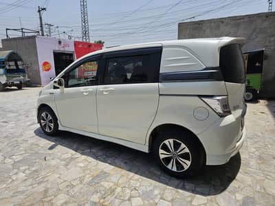 Honda Spike 2012