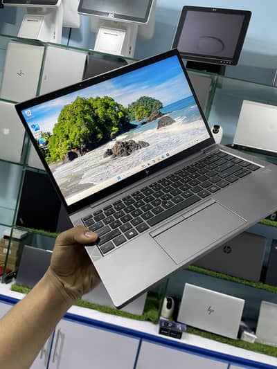 HP ZBOOK FIREFLY 14 G8 core i5 11th gen