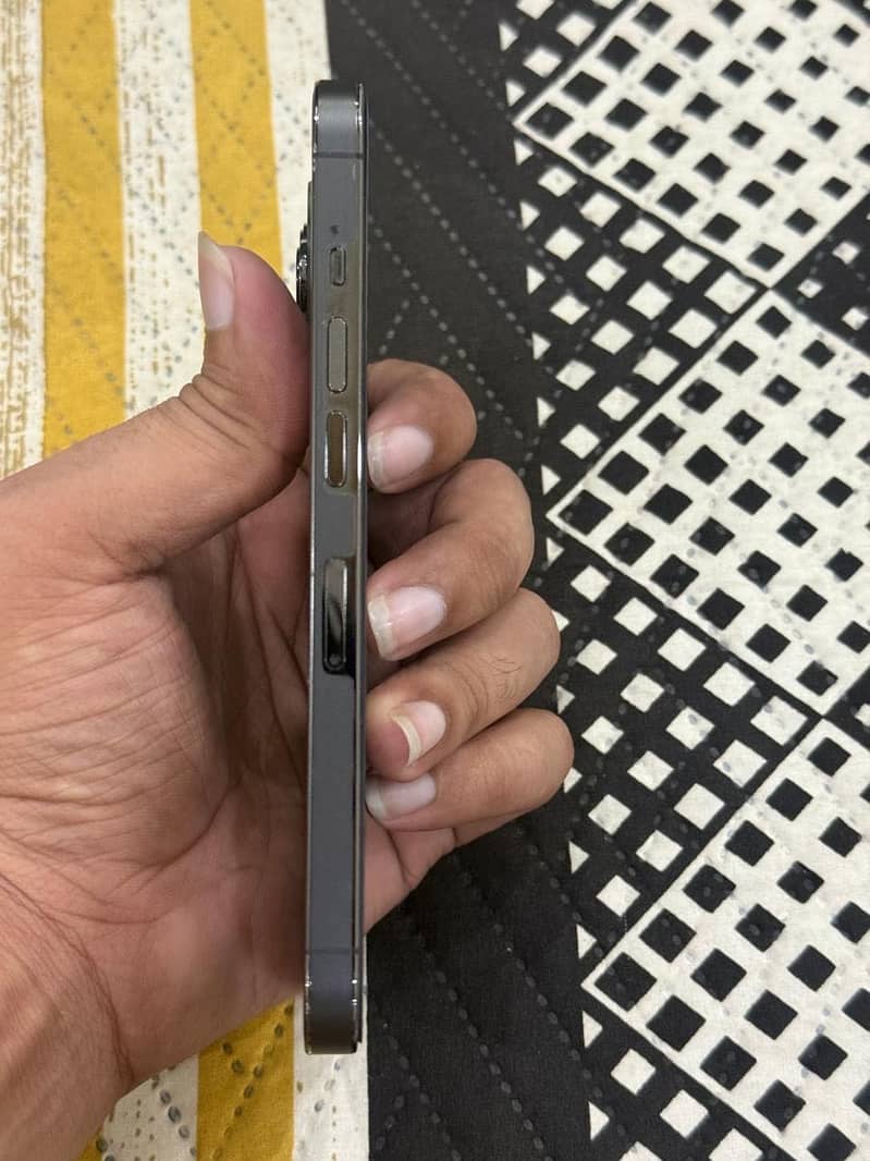 Apple iPhone 13 Pro 6