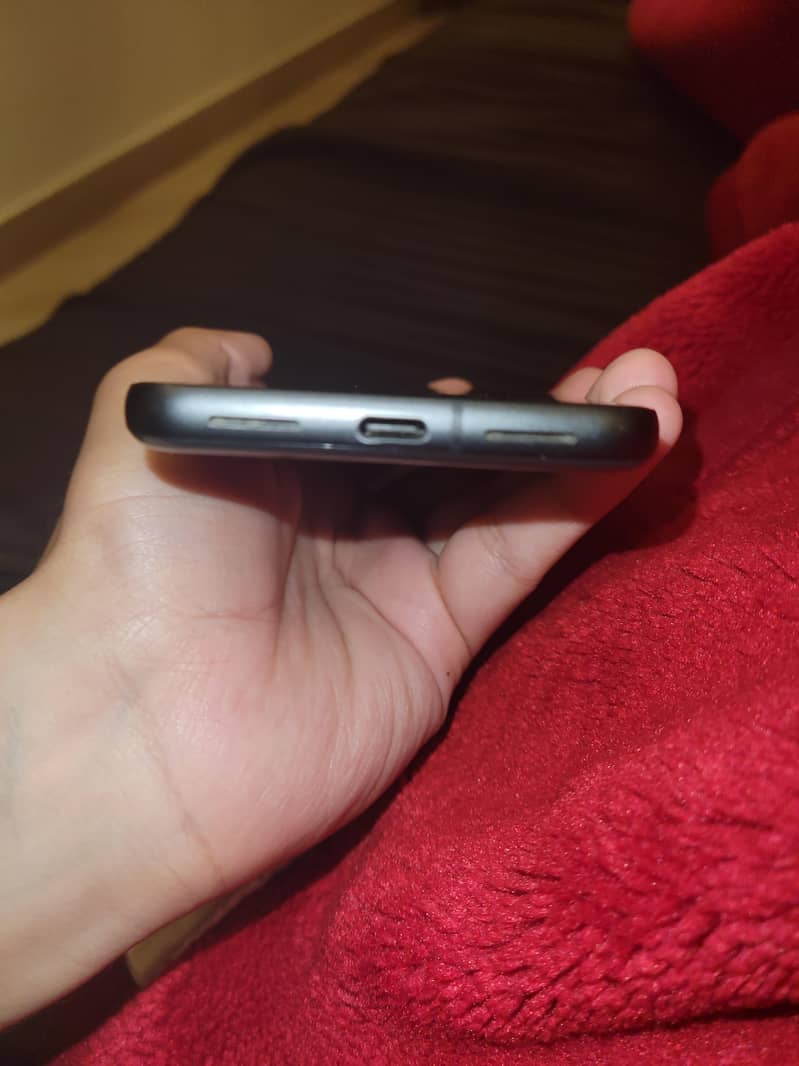 Google Pixel 8 3