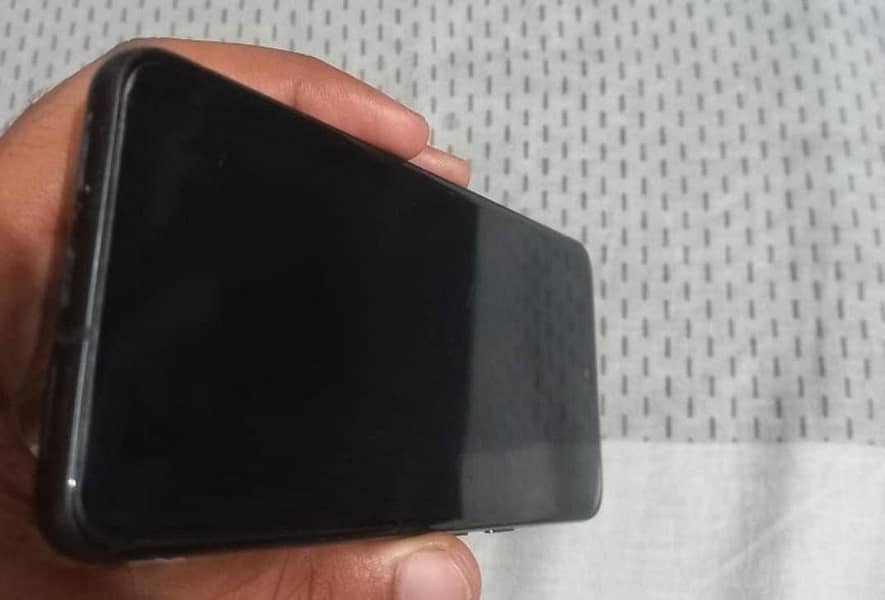 GoGLE PIXEL 8 7