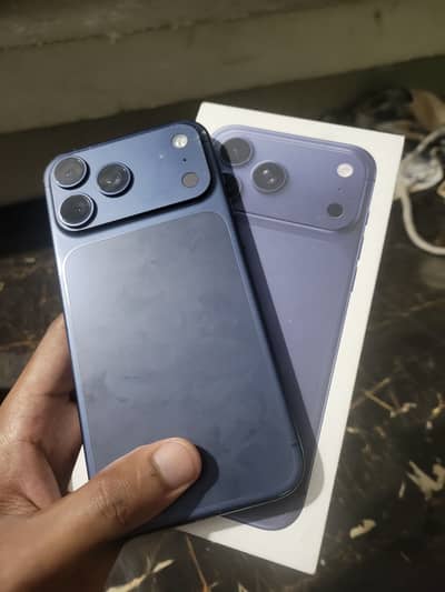 iPhone 17 Pro Max, 256 gb, 100% battery health, 10 by 10 JV