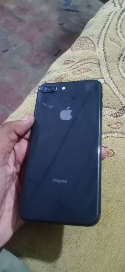 Apple iPhone 8 Plus