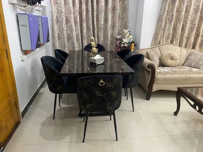 6 seater dinning table