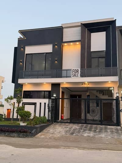 7 Marla Double Unit House Available. For Sale Faisal Margalla City B-17 Islamabad.