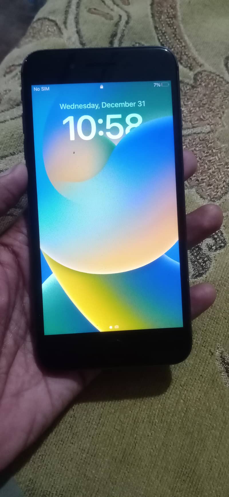 Apple iPhone 8 Plus 4