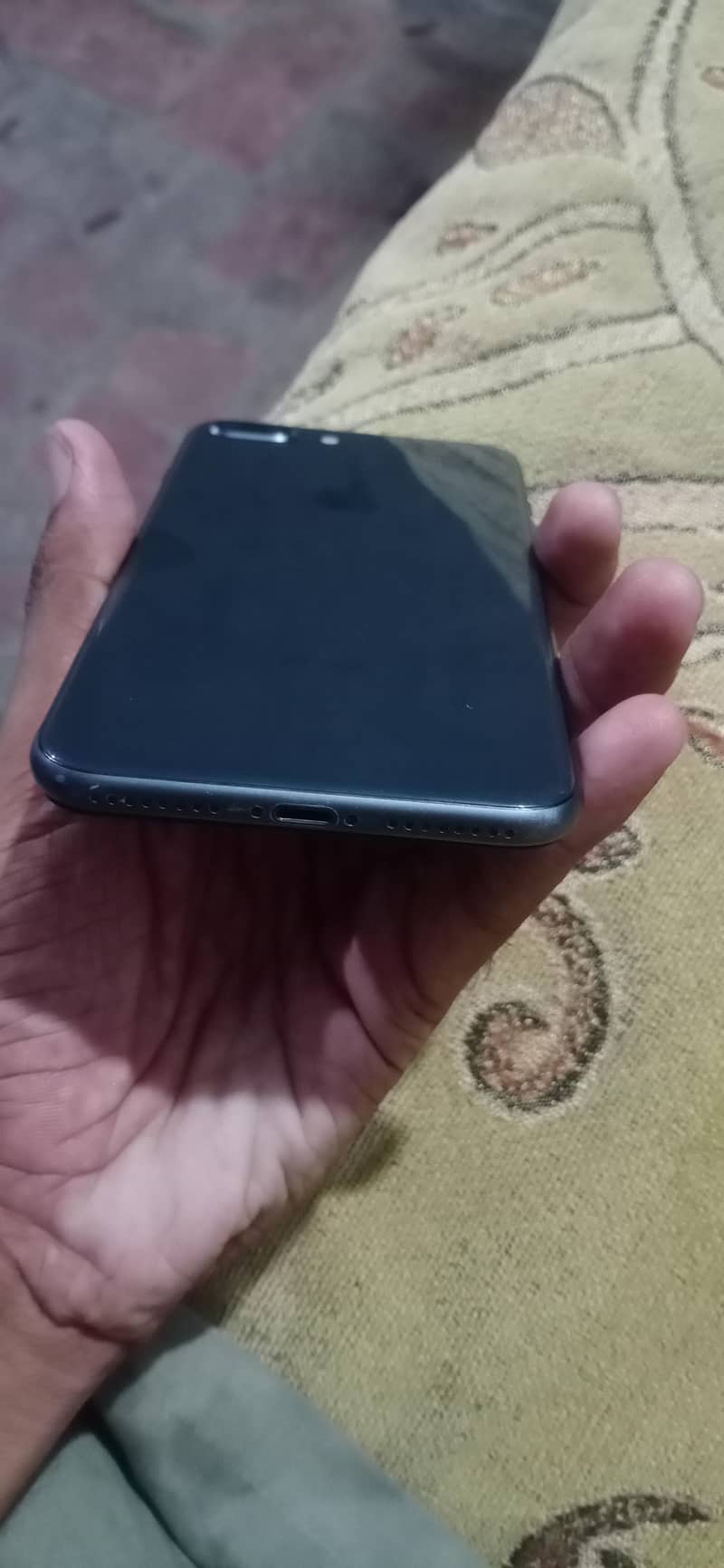 Apple iPhone 8 Plus 6