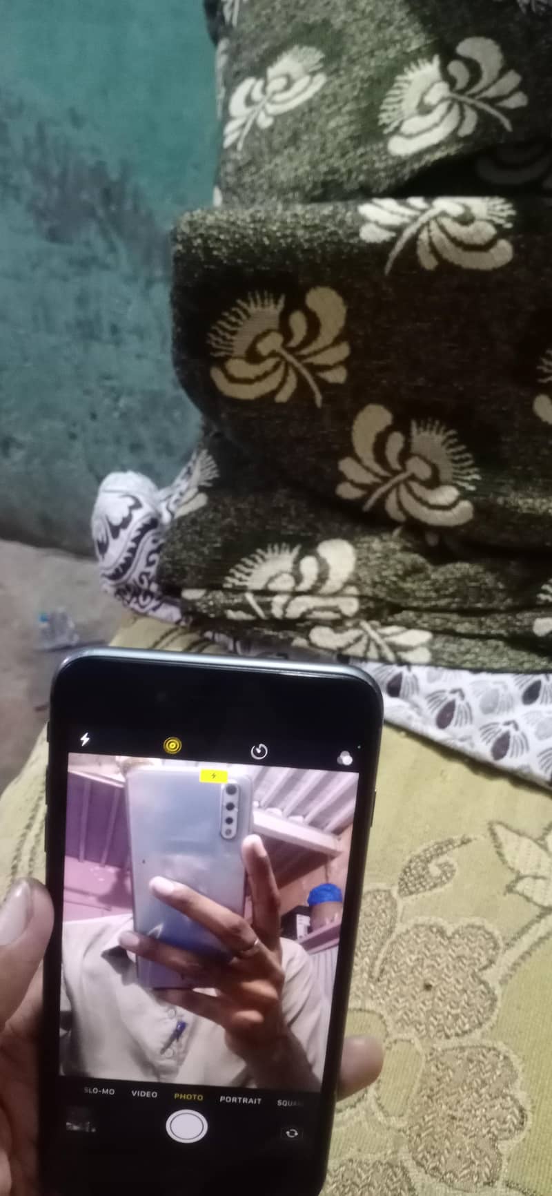 Apple iPhone 8 Plus 9