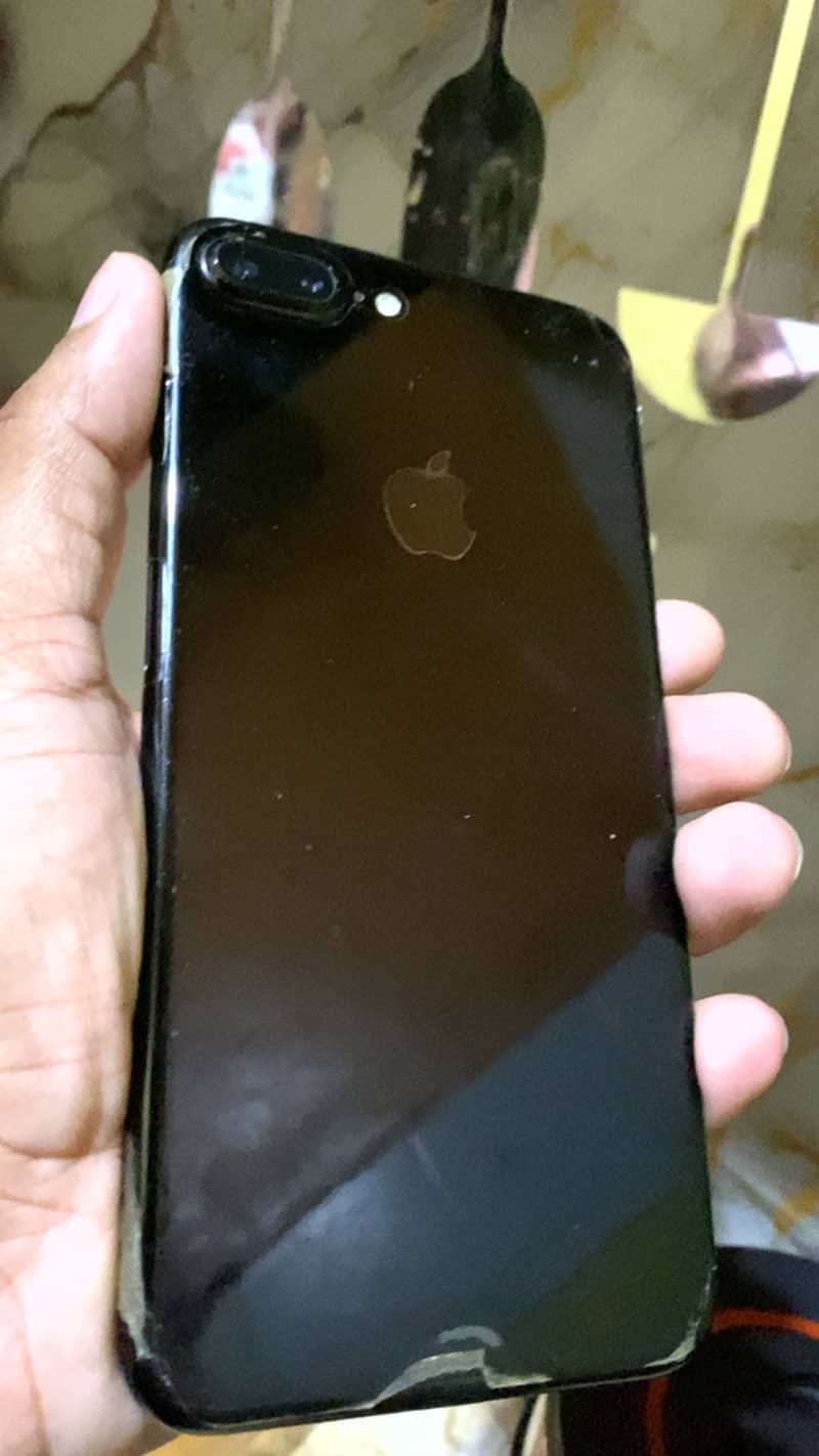 Apple iPhone 7 Plus 4