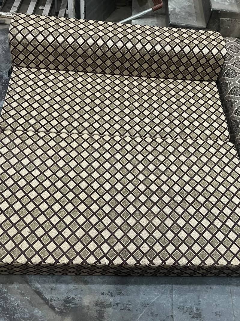 Sofa cumbed 3
