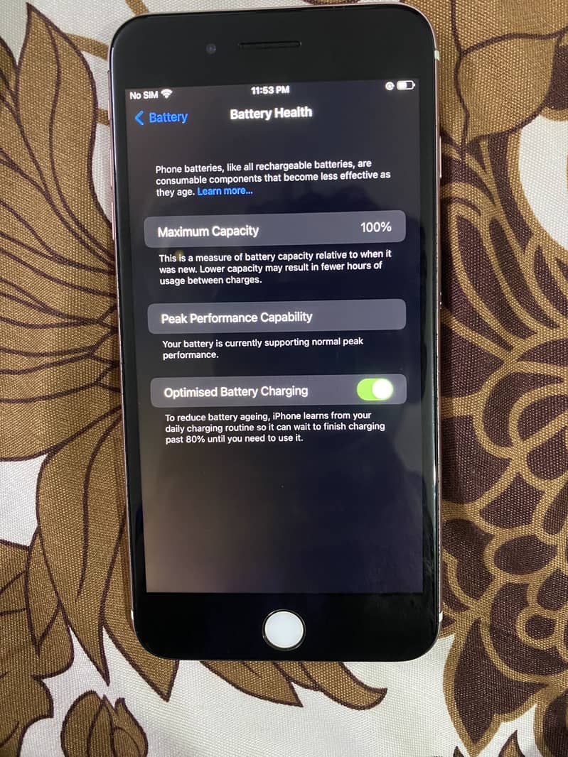 Apple iPhone 7 Plus 1