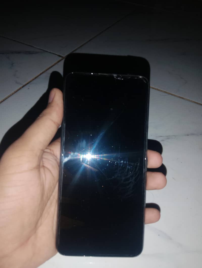 Tecno camon 15 pro 7