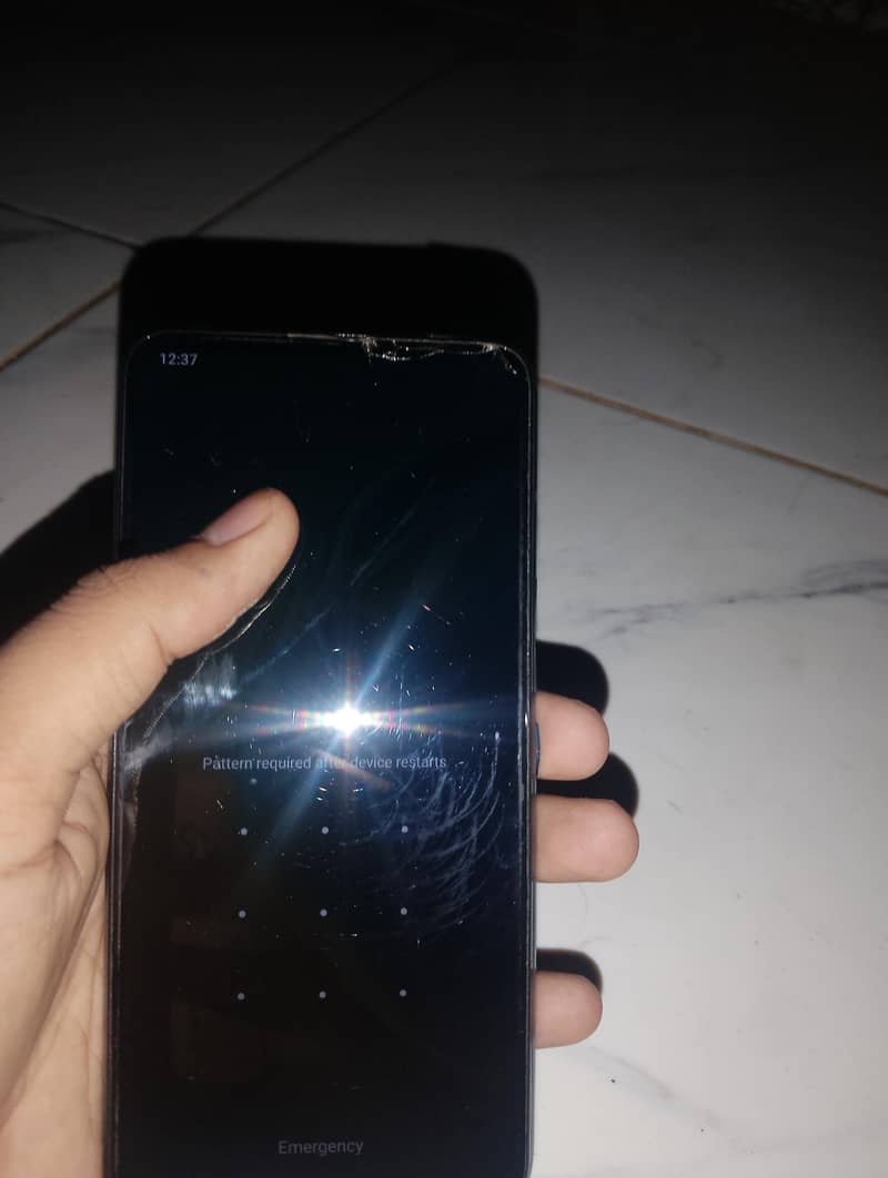 Tecno camon 15 pro 8
