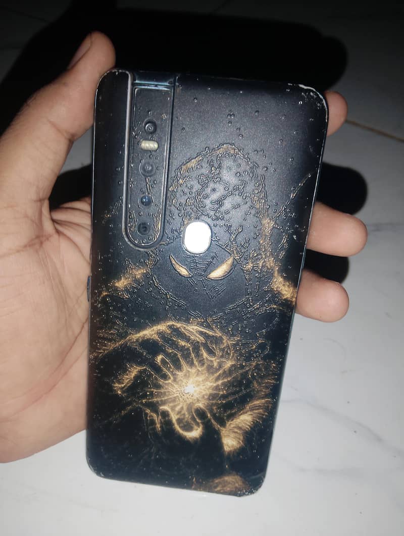 Tecno camon 15 pro 9