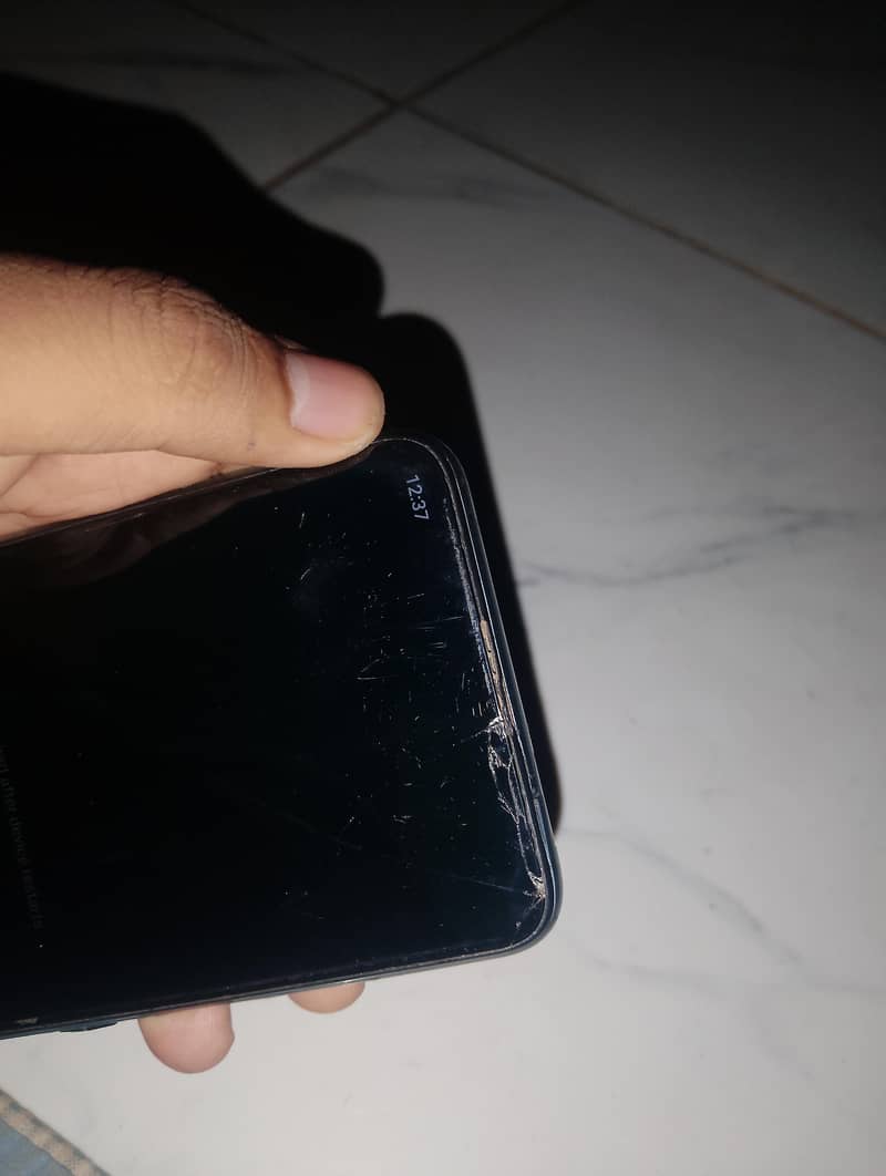 Tecno camon 15 pro 11