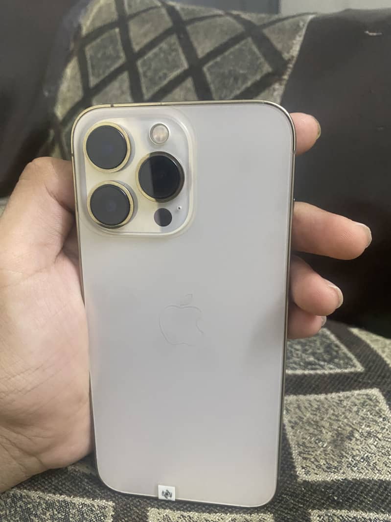 Apple iPhone 13 Pro 3
