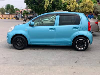 Toyota Passo 2011