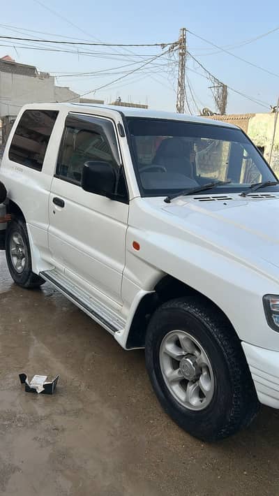 Mitsubishi Pajero 1986