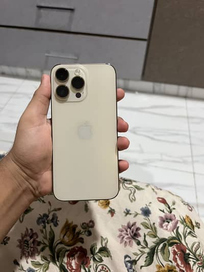 Apple iPhone 14 Pro Max