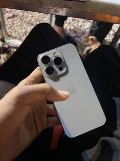Apple iPhone 15 Pro