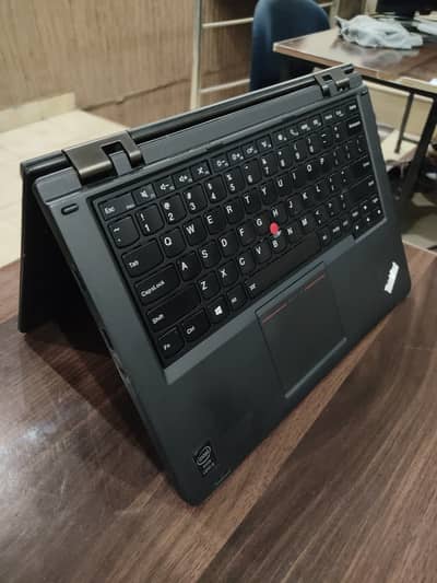 Lenovo yoga x360 with stylus pen i5 4th 4/128
