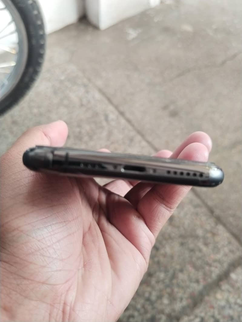 iphone 11 pro 10
