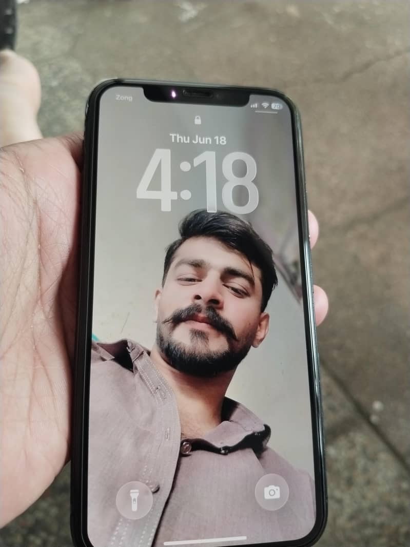iphone 11 pro 11